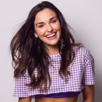 Estefany Oliveira entrenando en FB Training Center con sesiones personalizadas de entrenamiento funcional en Miami