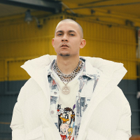 Tainy entrenando en FB Training Center con enfoque en acondicionamiento físico y bienestar integral en Miami